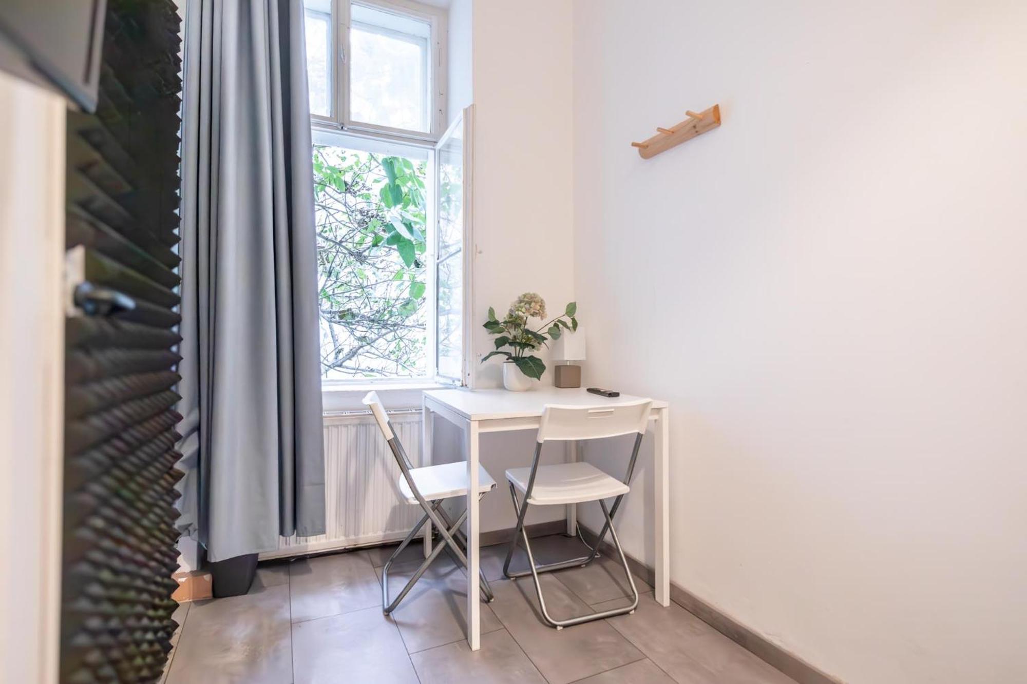 Central Belvedere 3Br Shared Apartment - 12 Min From City Center 维也纳 外观 照片