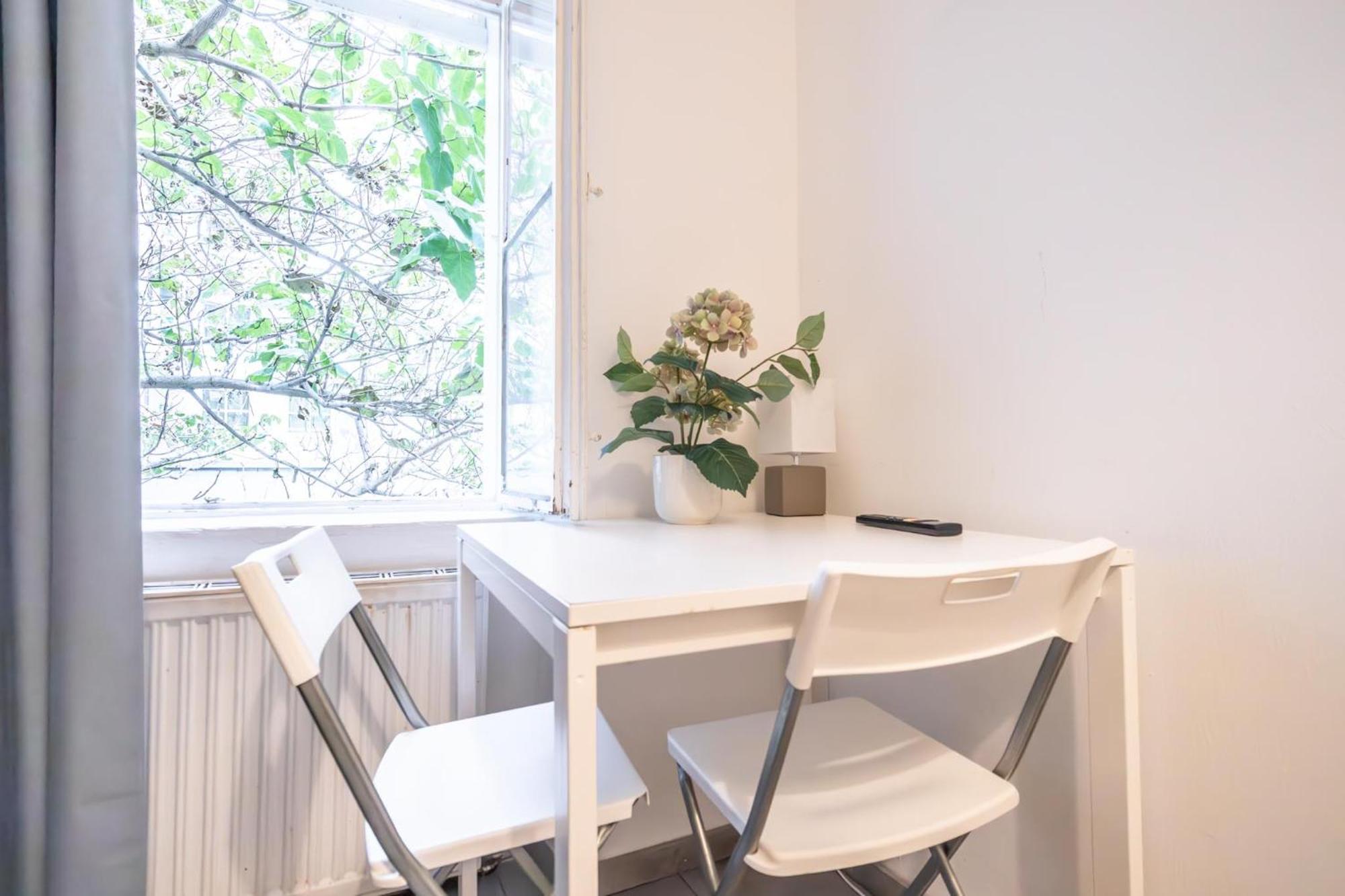 Central Belvedere 3Br Shared Apartment - 12 Min From City Center 维也纳 外观 照片